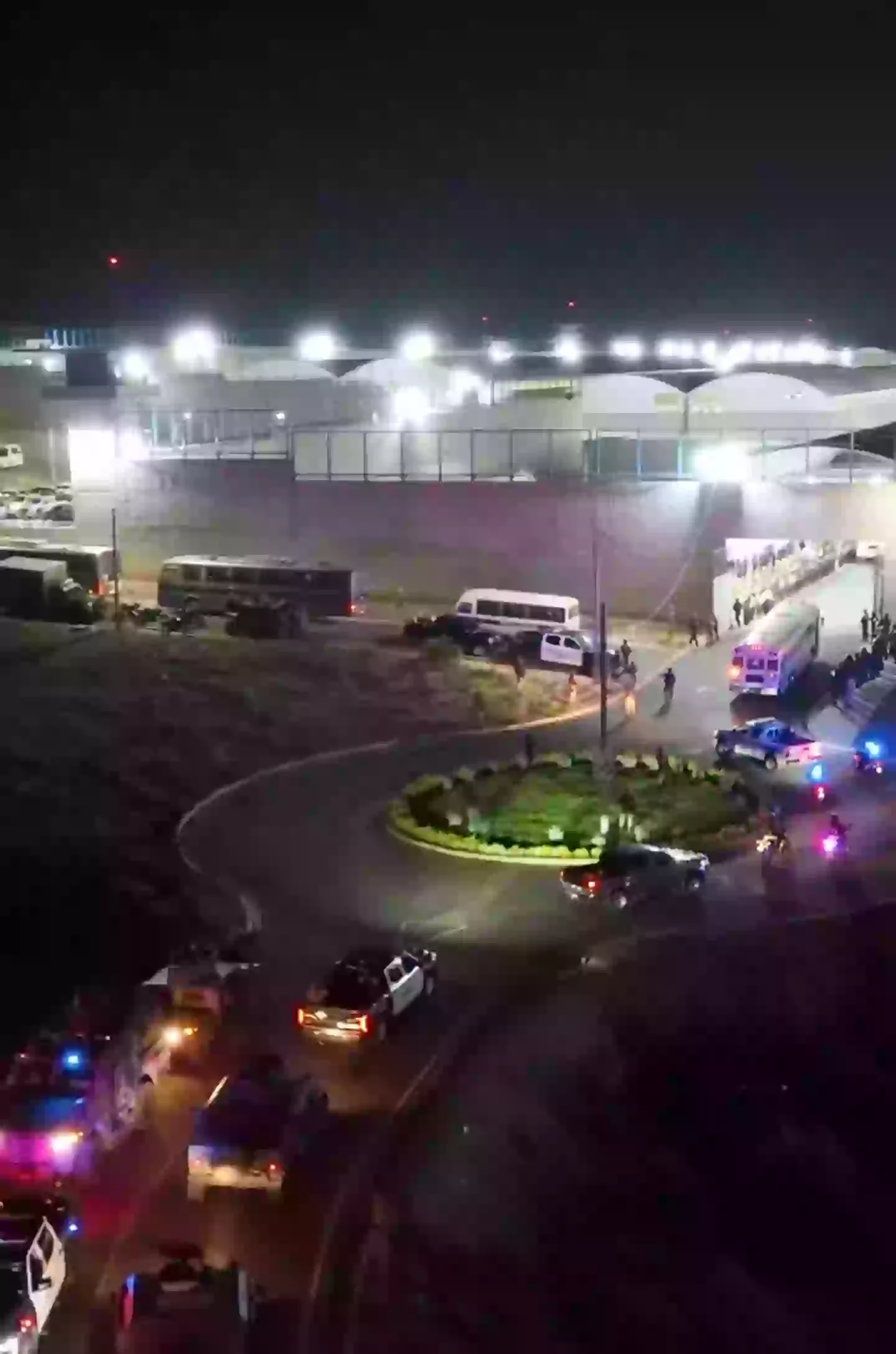 The El Salvador president shared footage of the migrants arriving at the facility (Twitter/@nayibbukele)