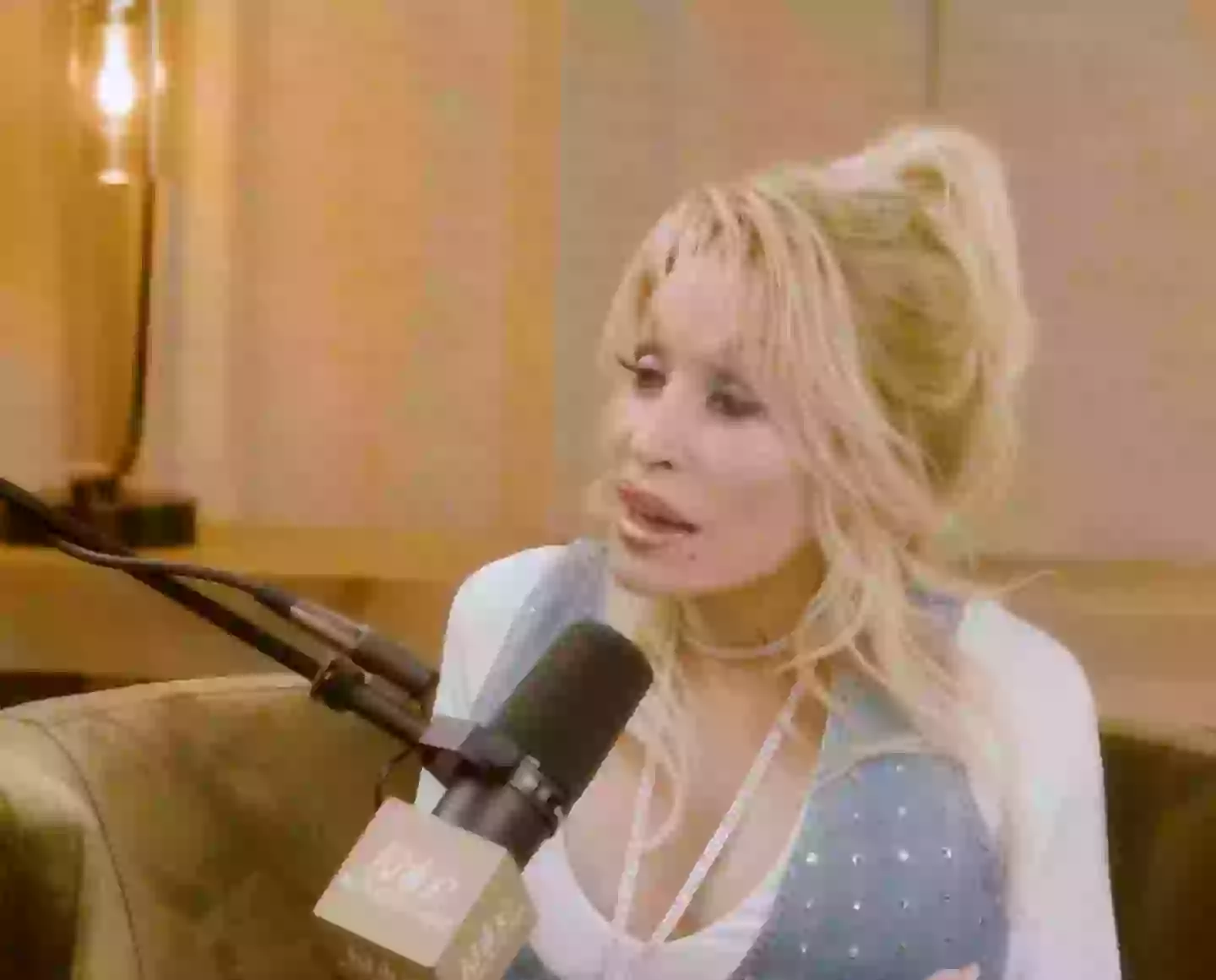 Parton admitted she has struggled to make music following her husband's death (Khloe Kardashian/Twitter)
