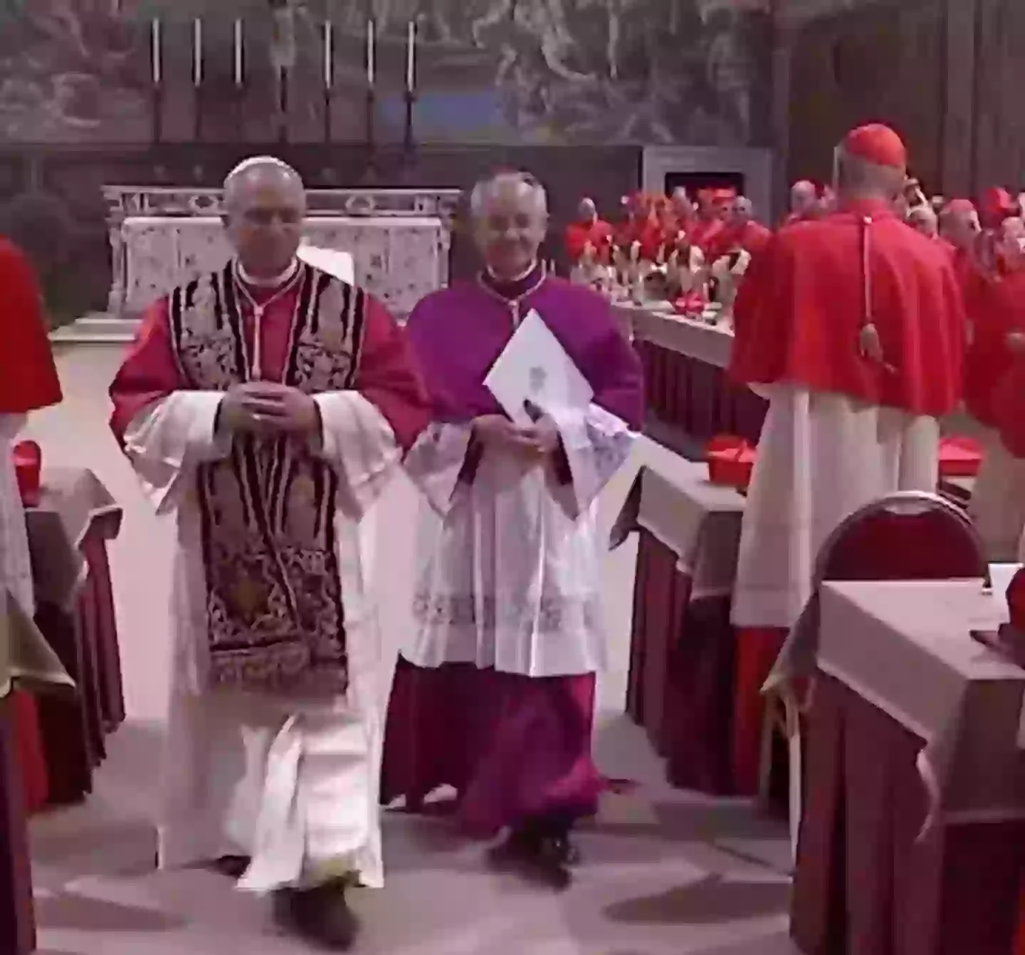 Pope Leo was applauded as he left the Sistine Chapel (Vatican News/Twitter)