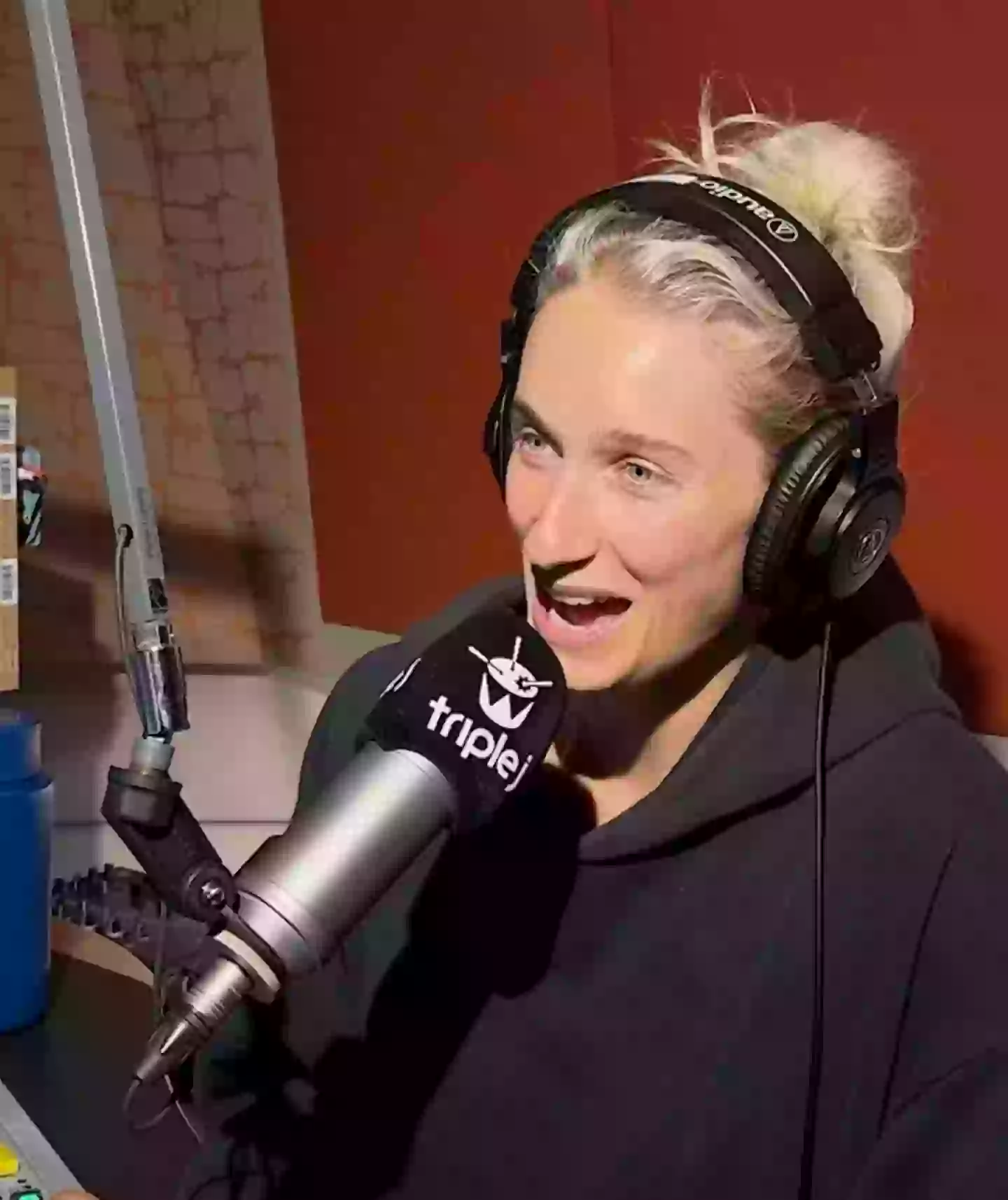 The hosts found the story hilarious.