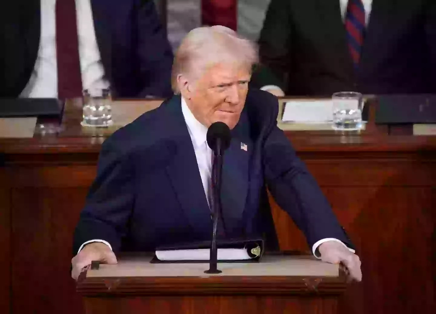 Awks. (Andrew Harnik/Getty Images)