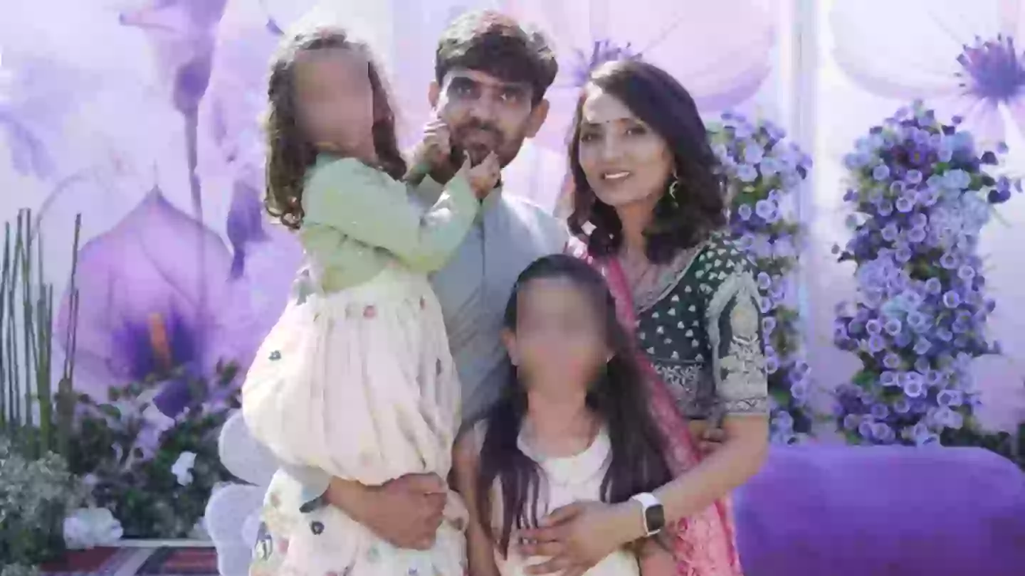 Two young girls have been left without a mom and dad following Thursday's crash (GoFundMe)