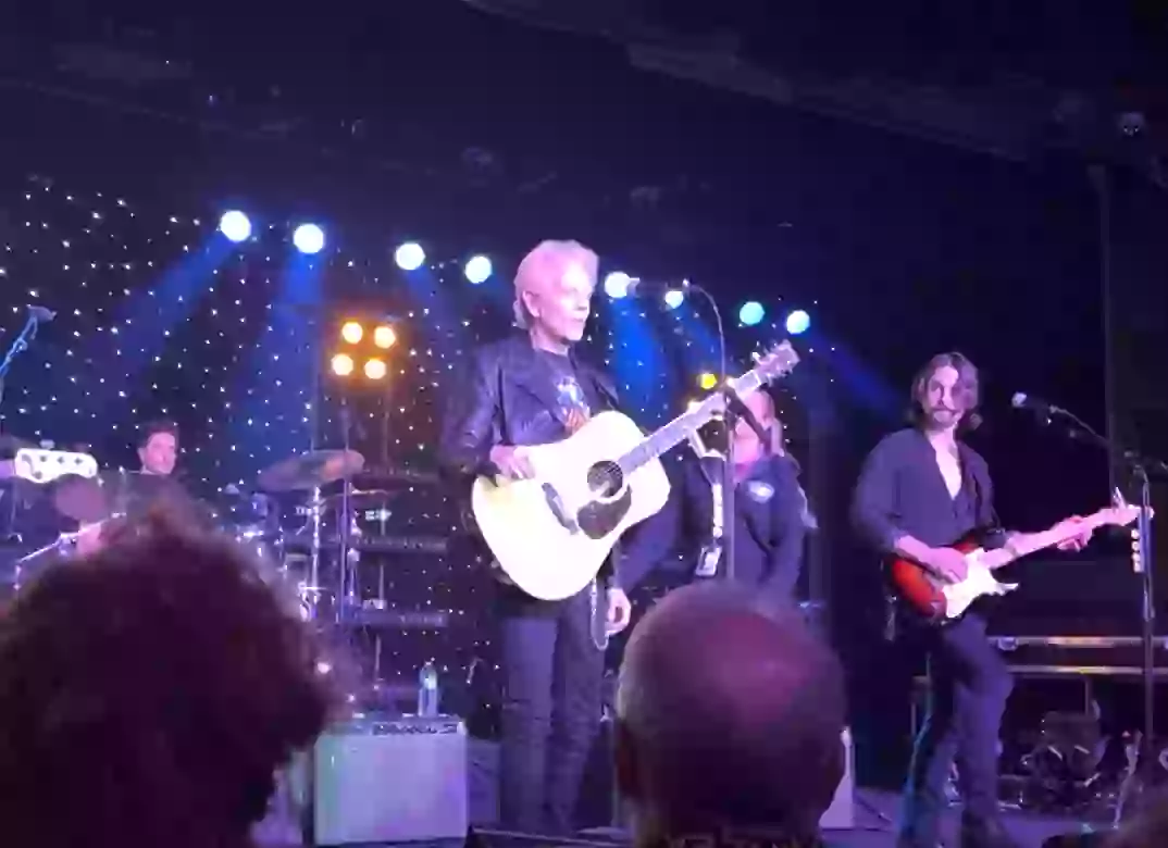 Don Felder began to sway and stopped playing while he had his health scare (Travel The World/YouTube)
