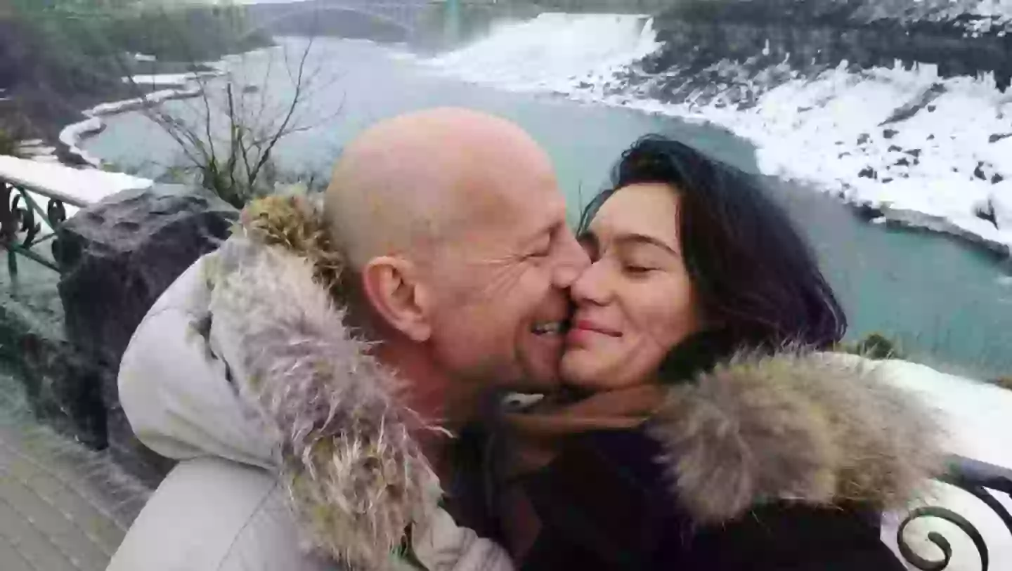 The model's new book documents her thoughts and feelings after caring for a husband with dementia (Instagram/emmahemingwillis)