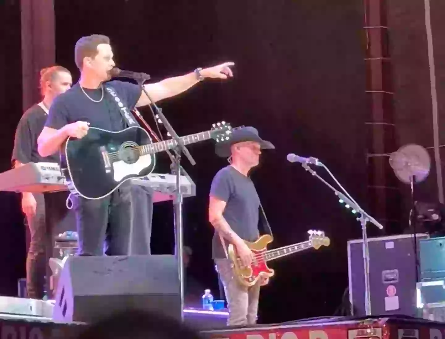 The crowd cheered as the man was removed (Rebekah Mauro/Storyful)