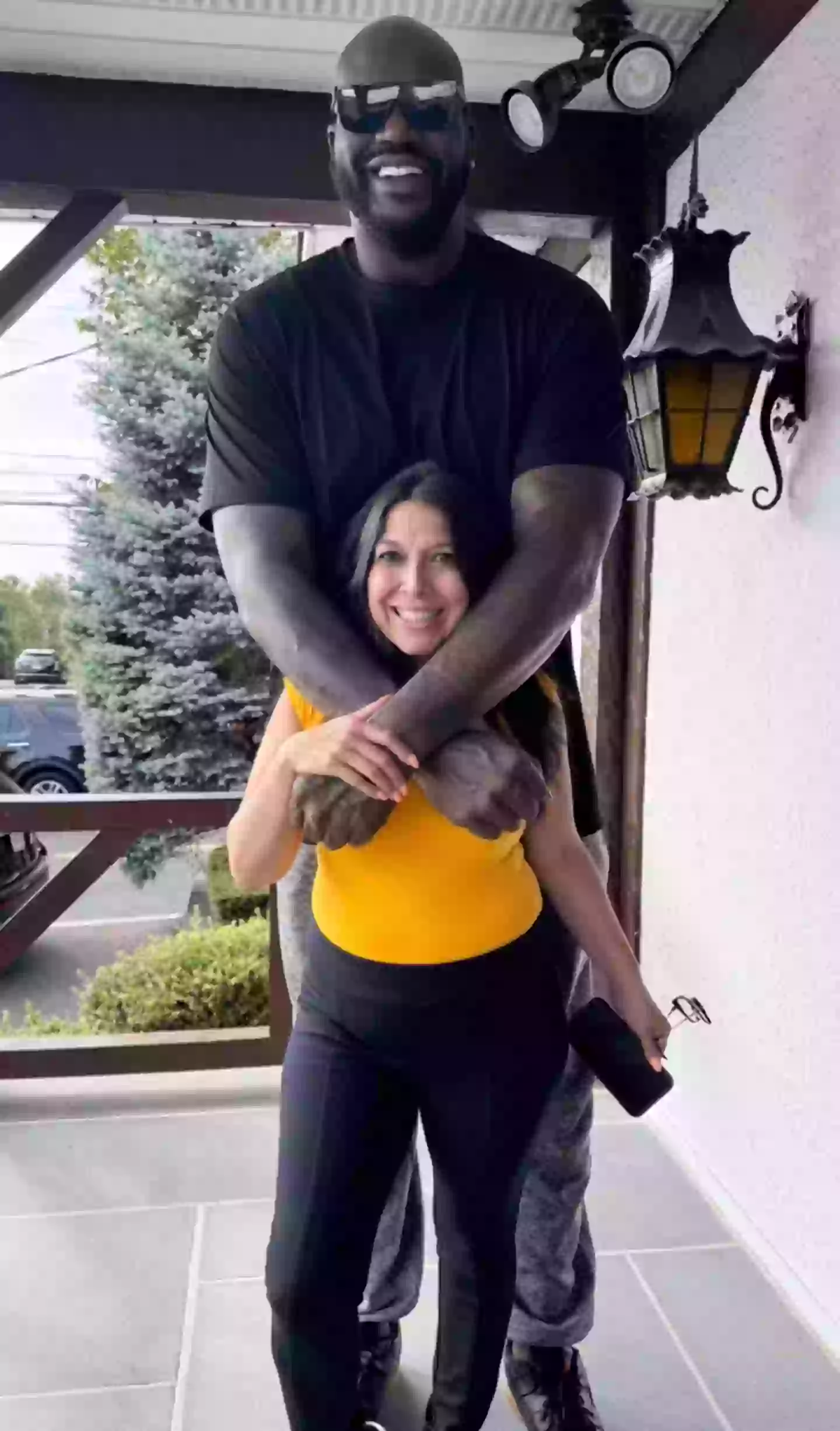 Shaq posted a hilarious video of him with a series of women (Instagram/@shaq)