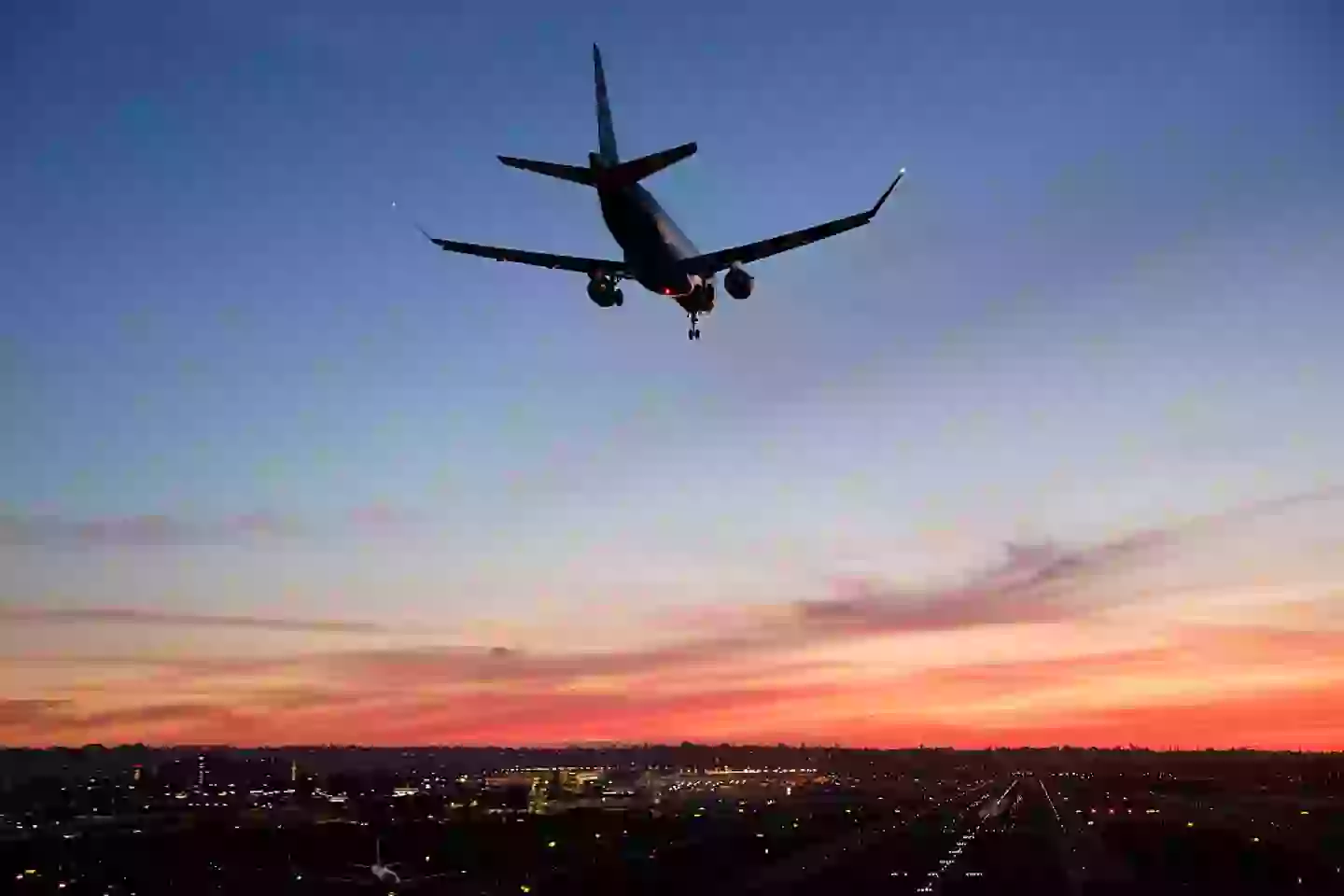 A commercial plane had to do a dramatic go-around to avoid crashing into another aircraft (Kevin Carter/Getty Images)