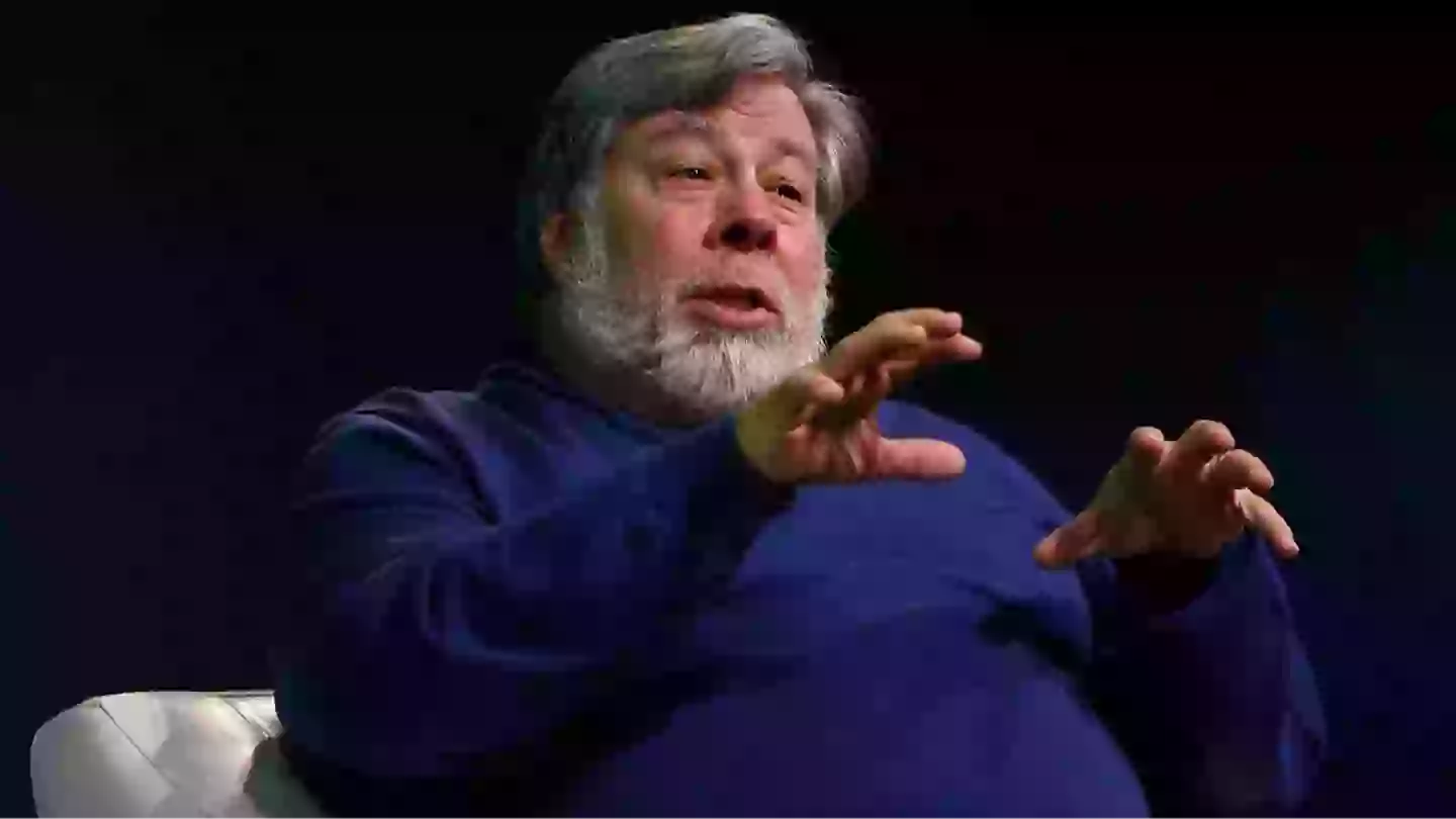 Apple co-founder takes aim at Elon Musk as he reveals huge problem with government position