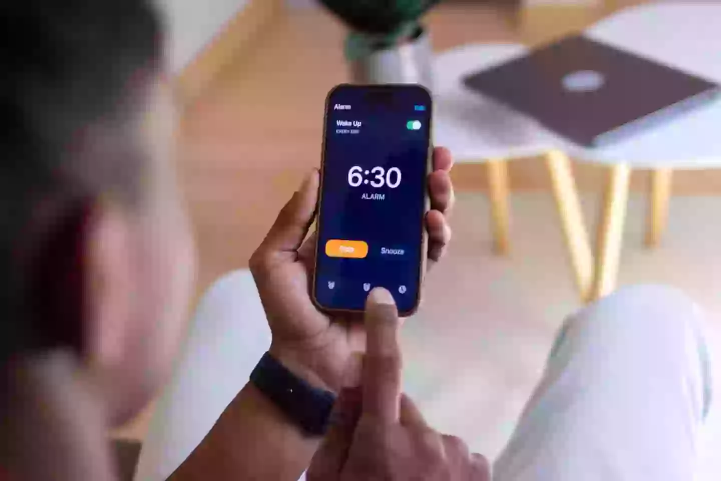 It comes down to the alarm app (Getty Images)