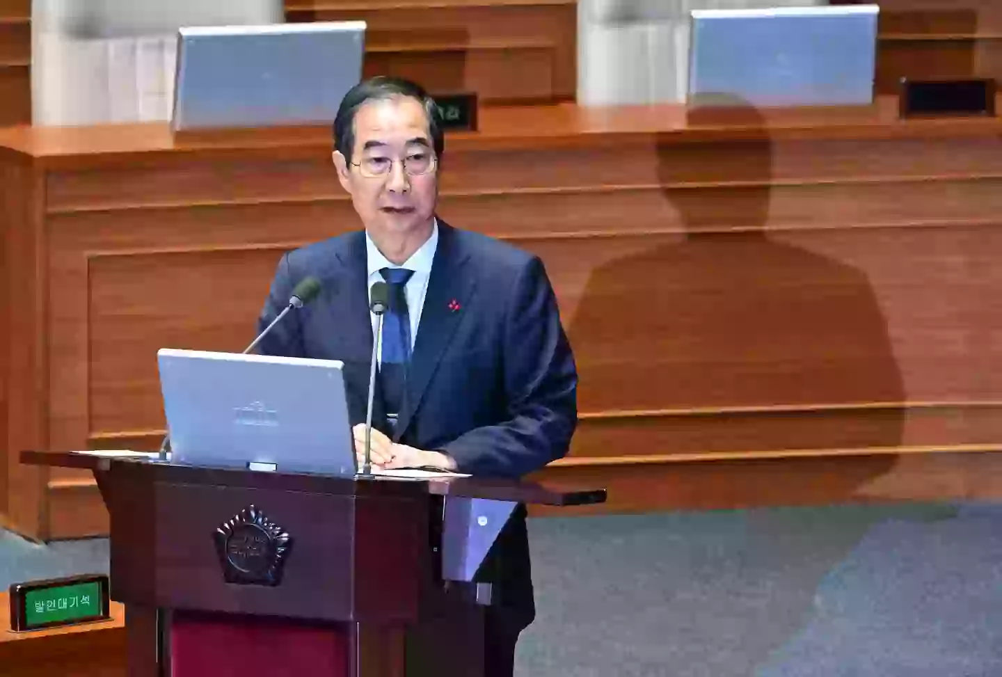 Han Duck-soo, South Korea's prime minister (JUNG YEON-JE/AFP via Getty Images)