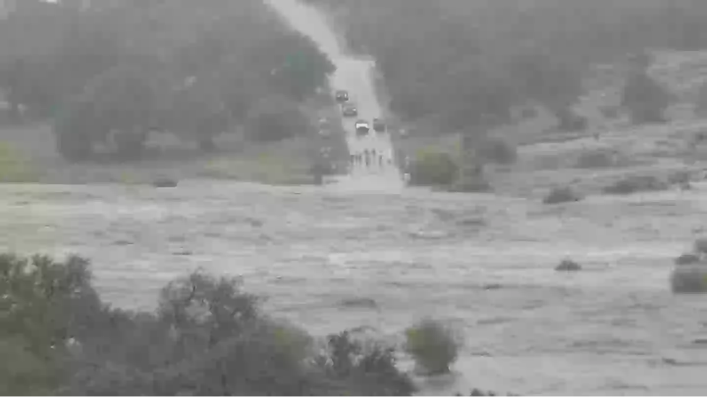 Horrifying timelapse footage shows just how quickly Texas flash flood happened as search continues for missing girls