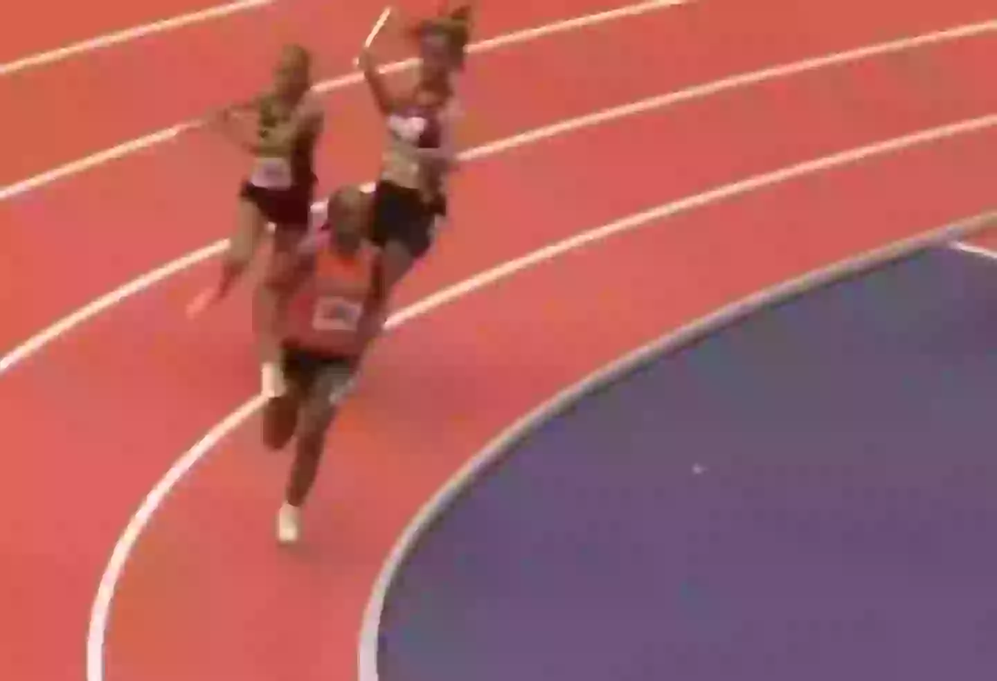 The sprinter has been fiercely critcized on social media (Facebook)