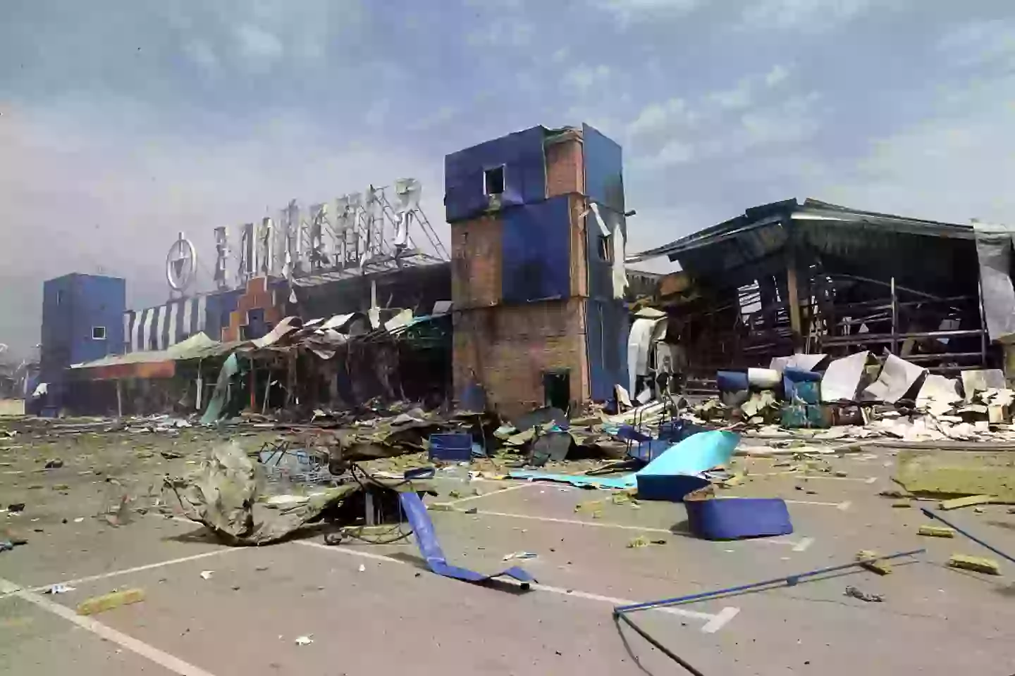 Russian missiles destroyed a Kamianske-based store over the weekend (Mykola Miakshykov/Ukrinform/NurPhoto via Getty Images)