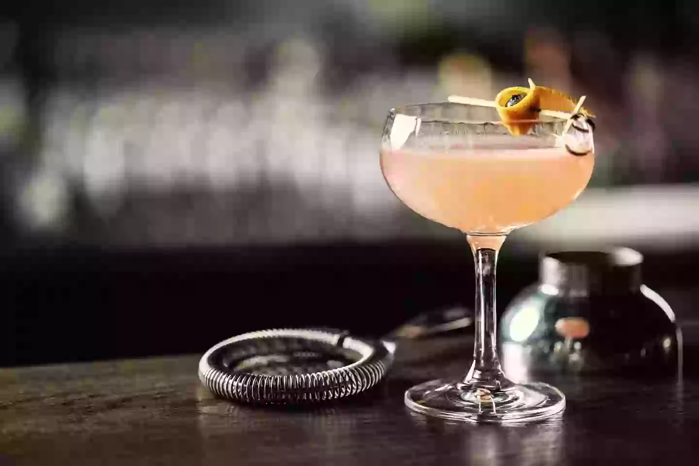 The type of drink you order says a lot about you (SimpleImages / Getty)