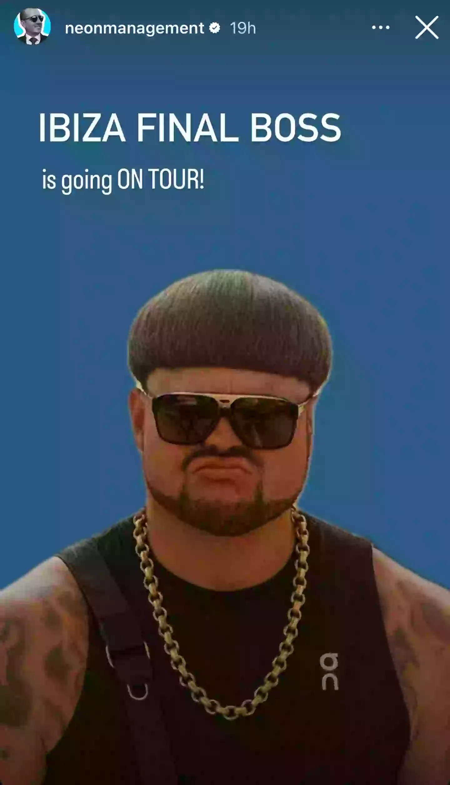 He's even bagged himself management (instagram/neonmanagement)