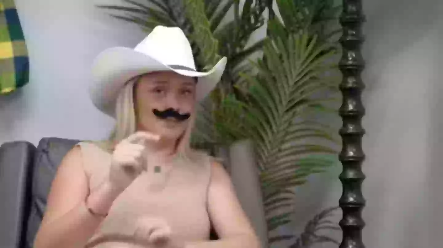 She's the female version of Michael Scott. (TikTok/ @mohawkchevrolet)