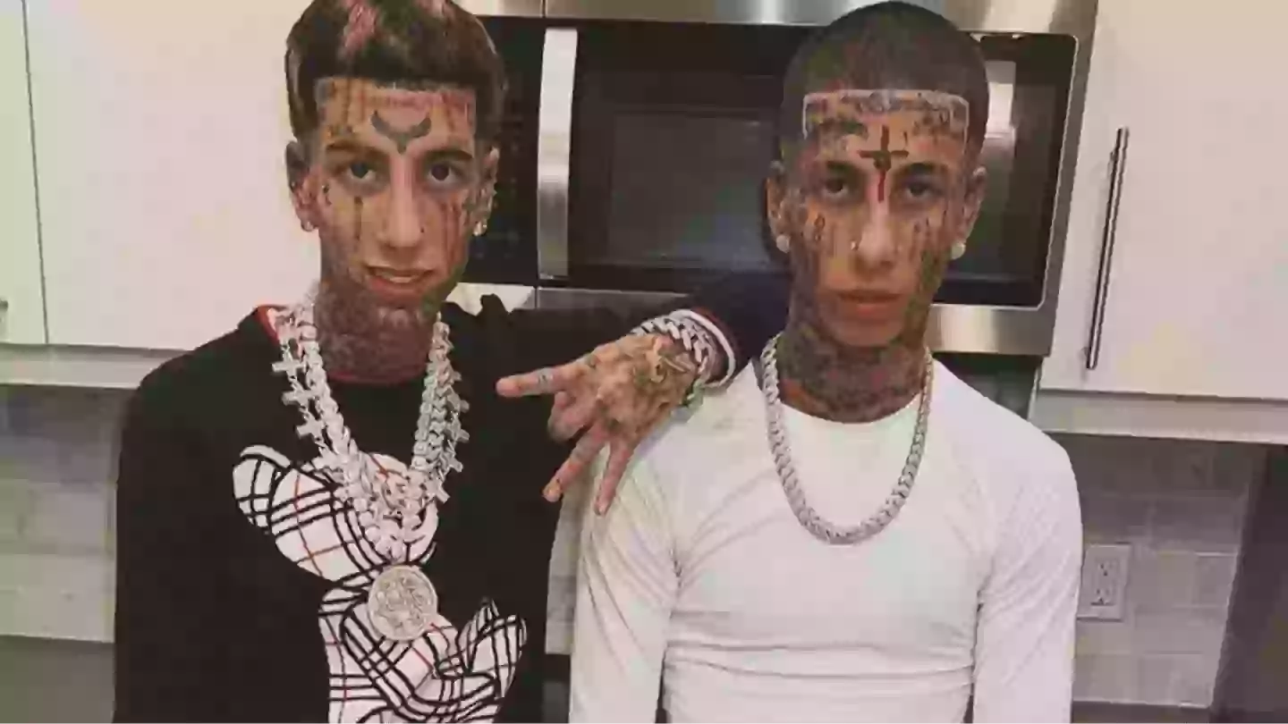 Florida twins reveal money they've earned from incestuous kiss on OnlyFans
