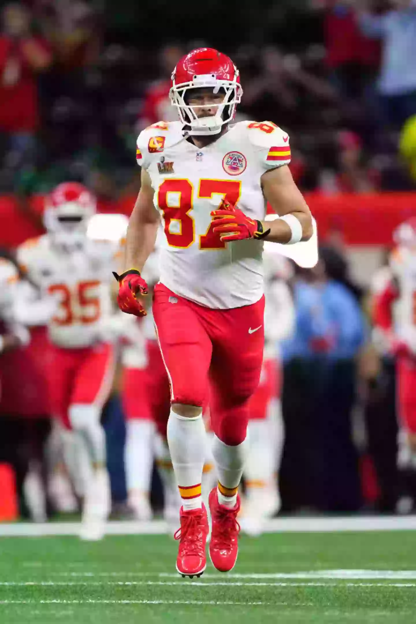 Kelce, number 87, warming up prior to the Super Bowl (Cooper Neill/Getty Images)