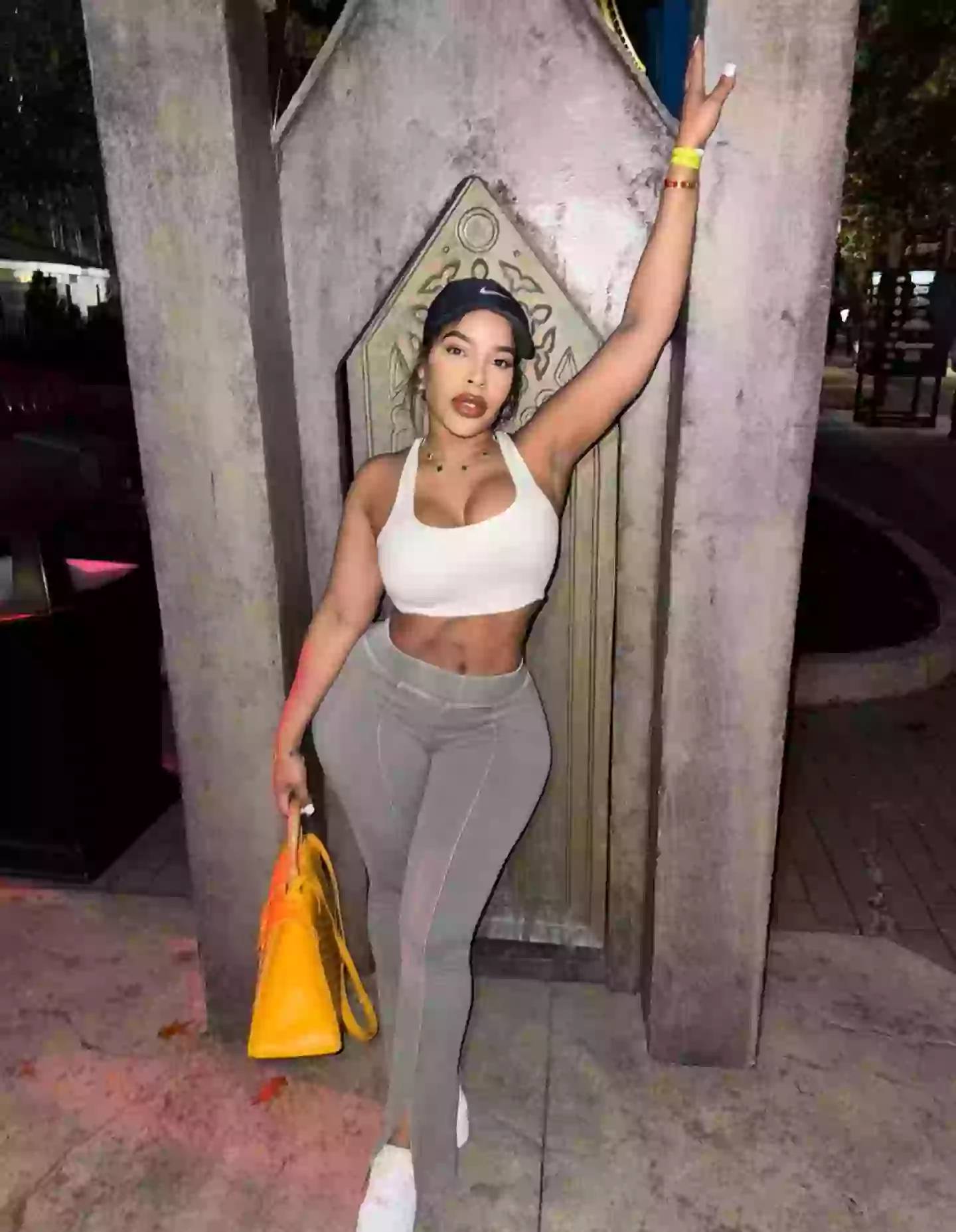 The social media star has died aged 33 (@ariiela.lalangosta/Instagram)