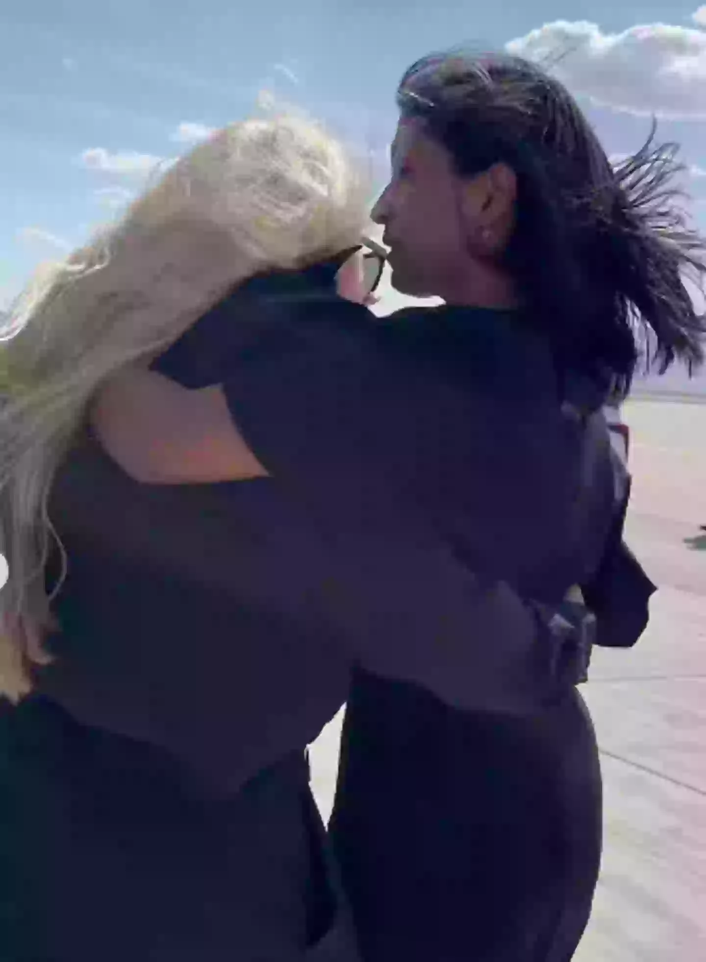 Erika broke down in tears before boarding the jet (mrserikakirk/Instagram)