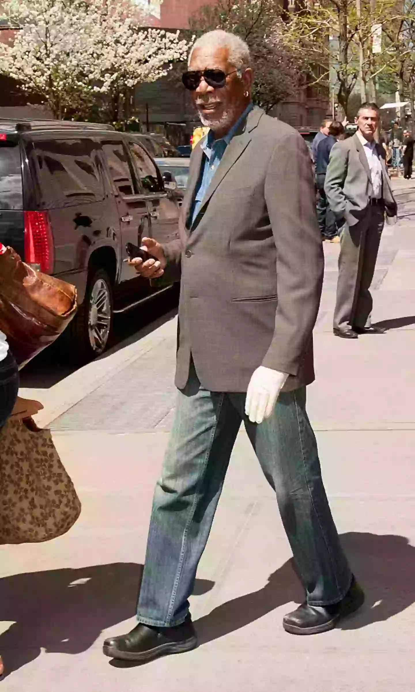 Freeman has been seen several times wearing a glove on his left hand (SBN/Star Max/GC Images)