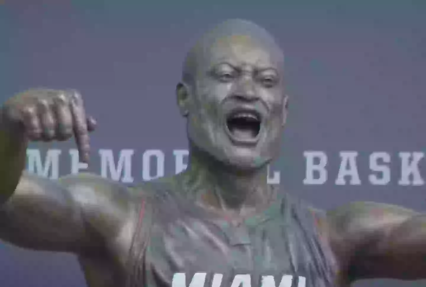 The statue of Wade (CBS Miami)
