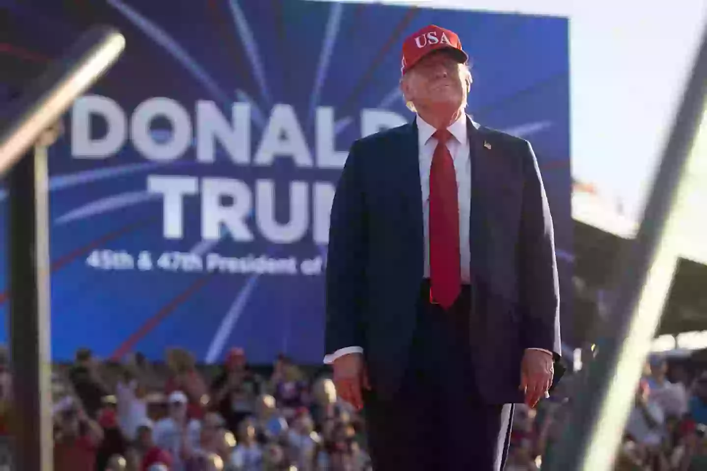 Donald Trump has dubbed the letter 'ridiculous' (Scott Olson/Getty Images)