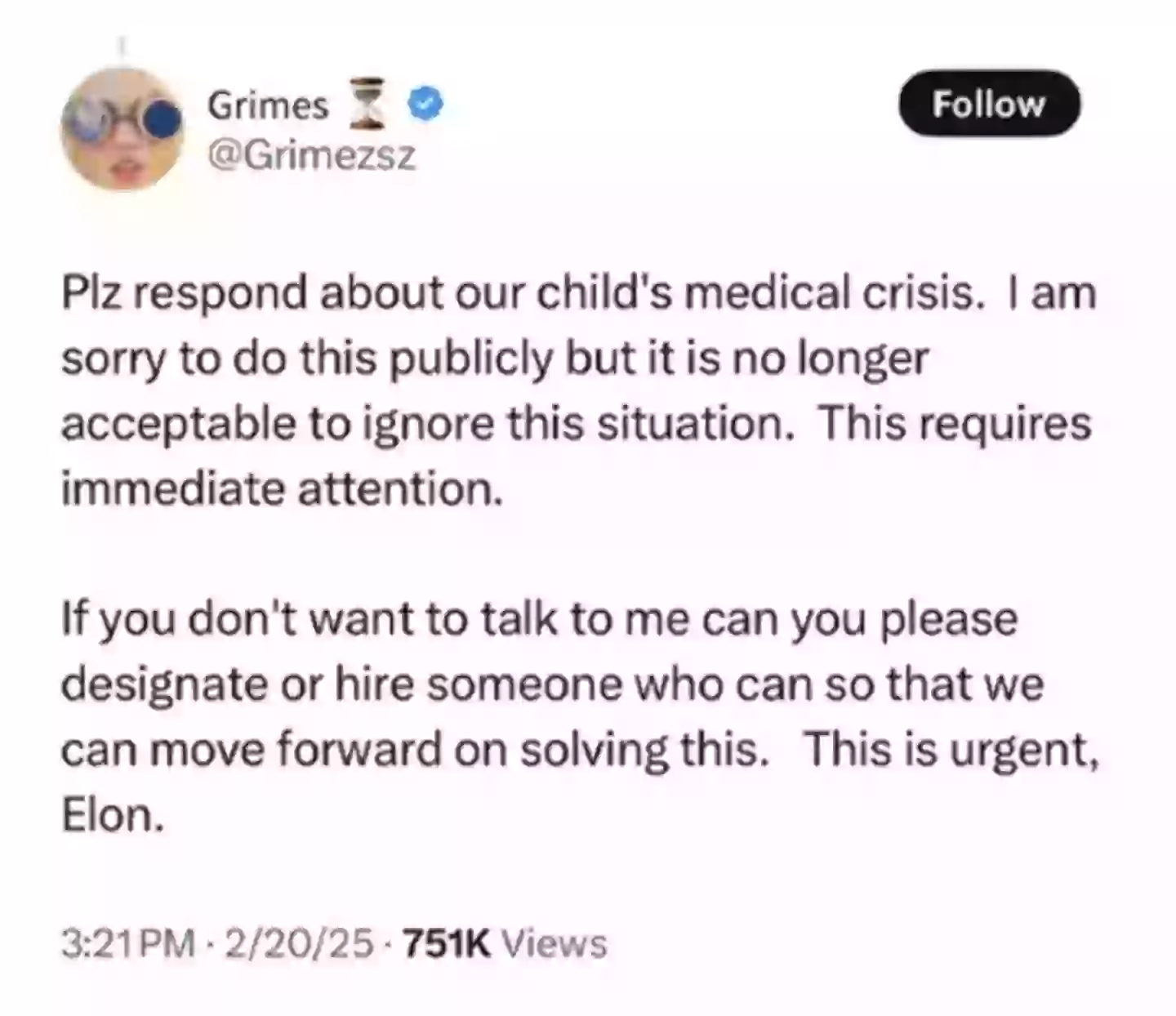 She urged him to respond about their child's 'medical crisis' (Twitter/@Grimezsz)