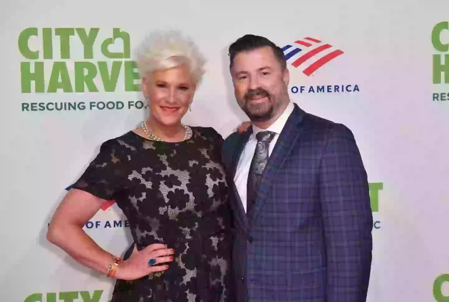 Anne Burrell pictured with her husband Stuart Claxton (ANGELA WEISS/AFP via Getty Images)