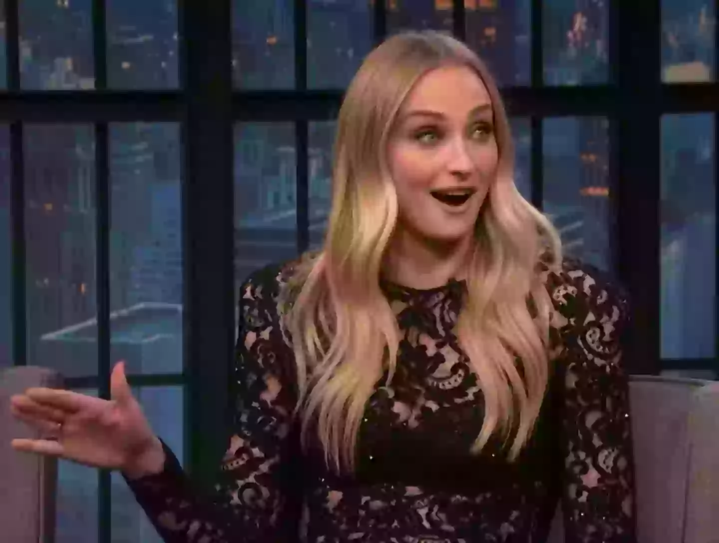 Turner explained how she unintentionally broke up an engaged couple (Late Night with Seth Meyers/YouTube)