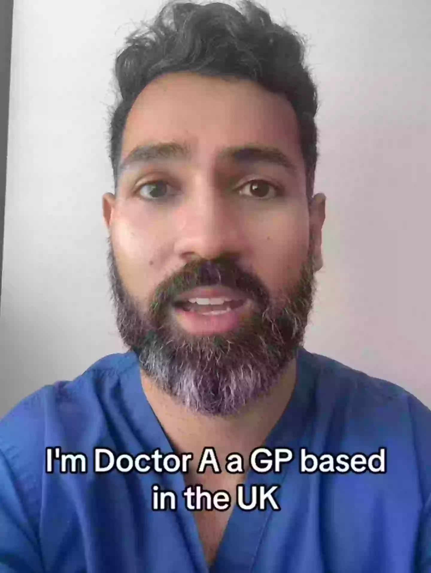 Dr Ahmed Abd Elbary has urged people to be wary of this hearing symptom (dra_says/TikTok)