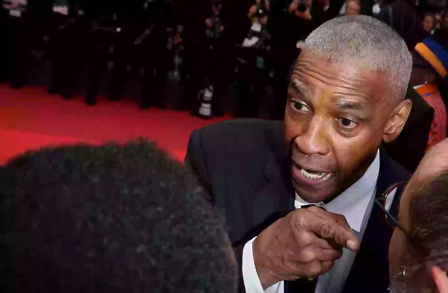 Denzel Washington didn't take kindly to his suit being pulled (Ernesto Ruscio/Getty Images)