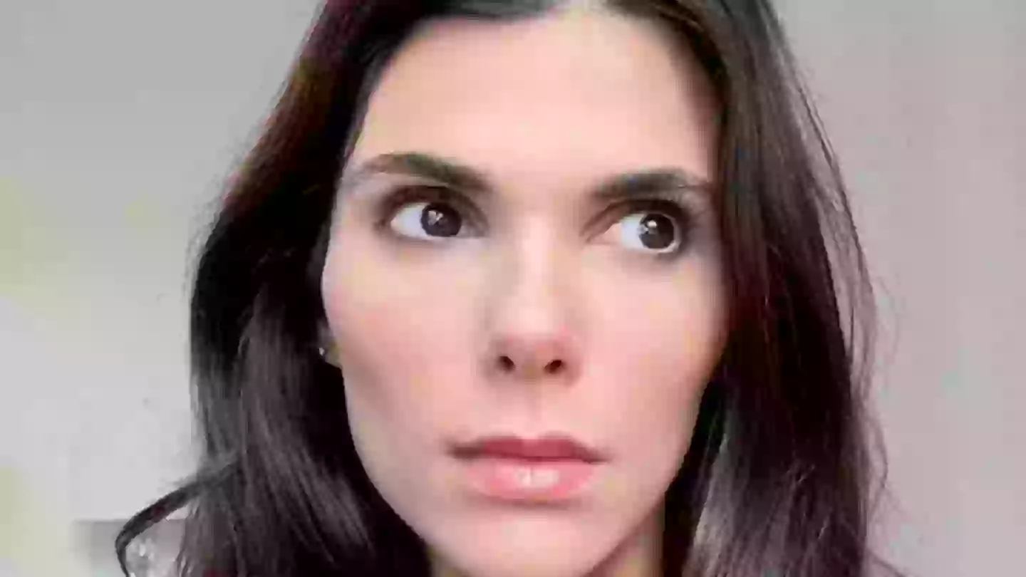 Woman with MS warns of 'invisible' symptoms she experiences that people ...