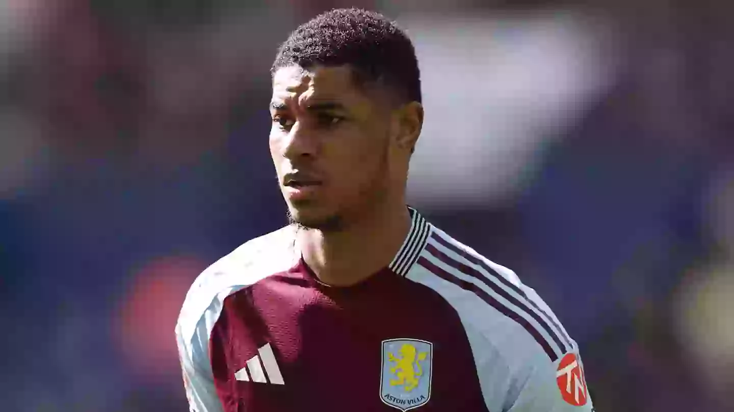 XoQKzgT Aston Villa star admits he's 'unhappy' with current situation after Marcus Rashford's move from Man Utd