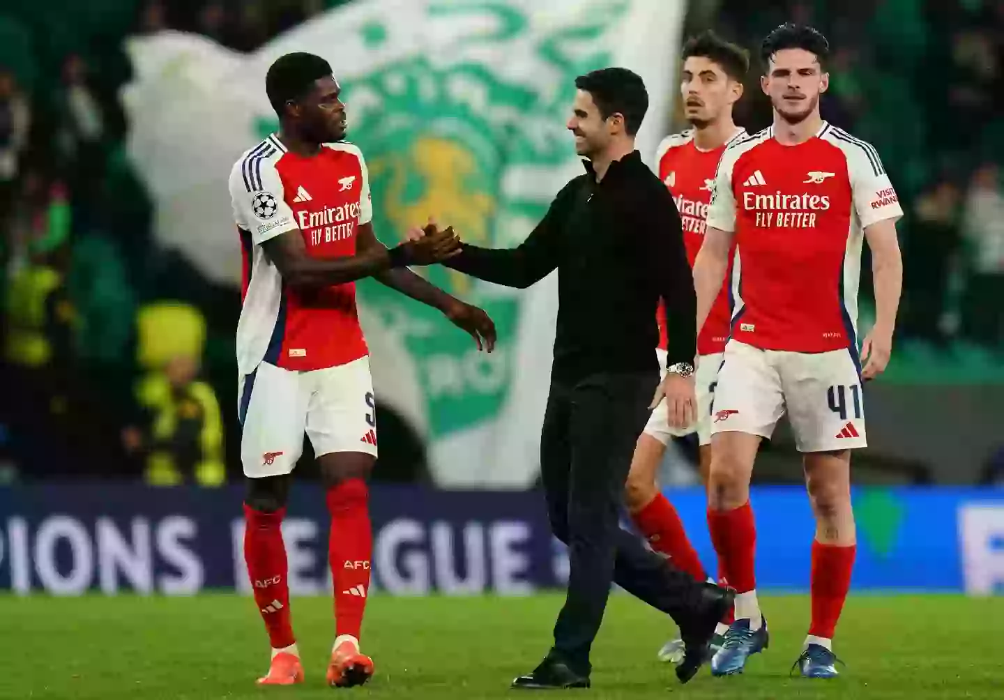 Mikel Arteta wants to hold onto Thomas Partey ahead of the new season. Image: Getty