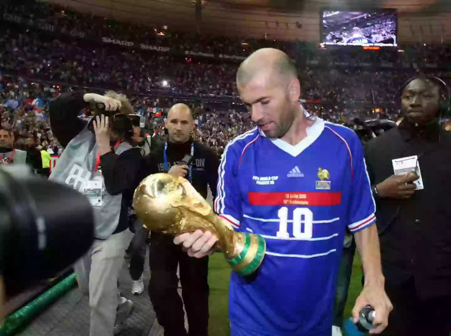 Zinedine Zidane won the 1998 World Cup with France (Credit:Getty)