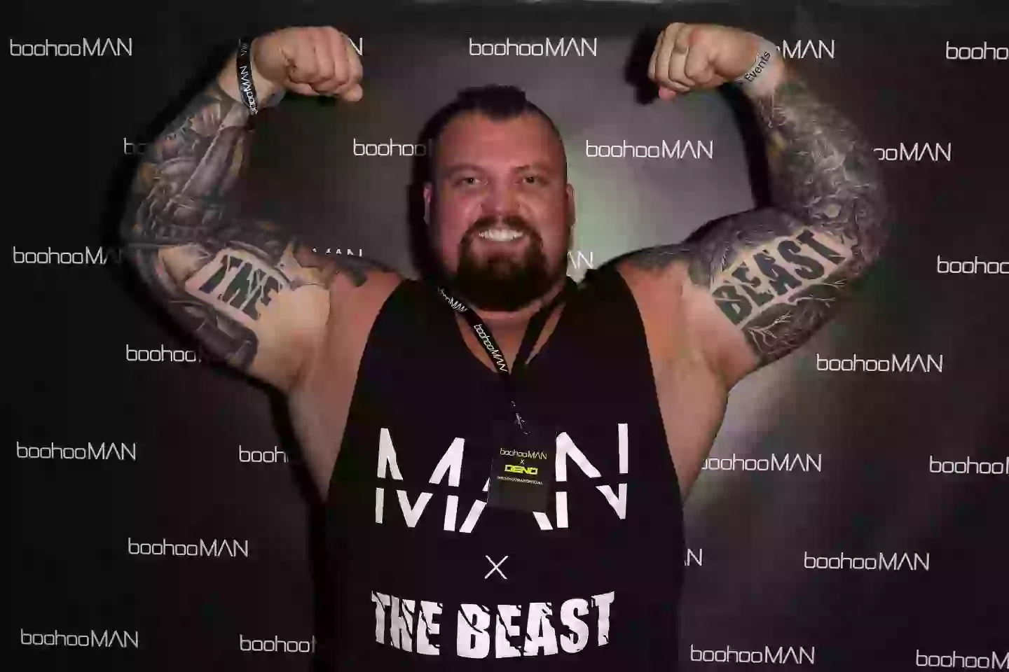 Eddie Hall is eating eight duck eggs a day ahead of his MMA fight against Mariusz Pudzianowski. Image: Getty