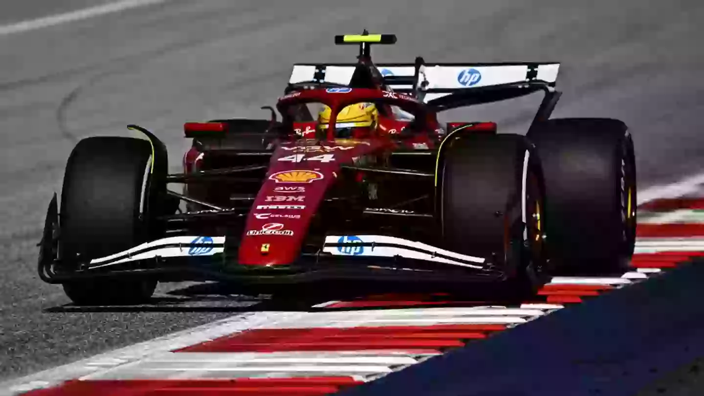 F1 fans call on Lewis Hamilton to take major action after latest Ferrari radio message during Austrian GP