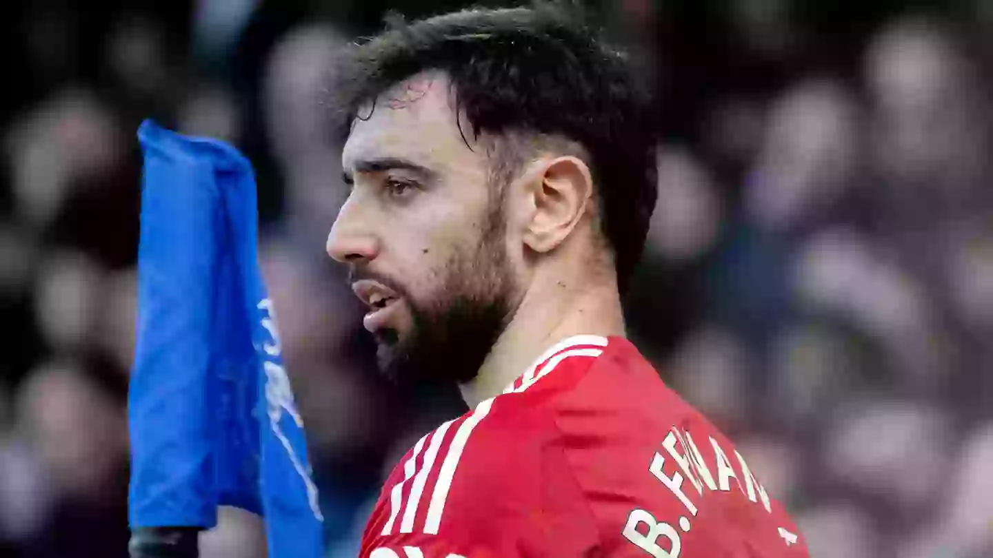 Bruno Fernandes 'involved in half-time bust-up' during Everton draw which TV cameras completely missed