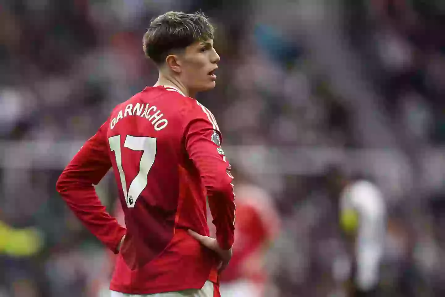 Fan M.U đòi loại 2 cầu thủ khỏi chung kết C2 2 Alejandro Garnacho (Image :Getty)