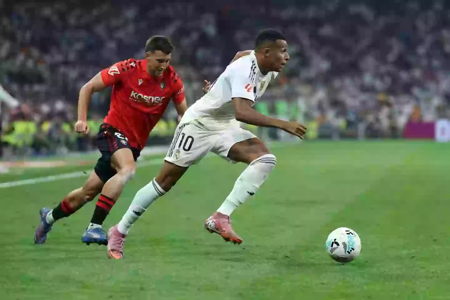 Real Madrid Mbappe Alexander-Arnold Fan Reaction Kylian Mbappe looked a threat when he appeared on the right wing. Image: Getty