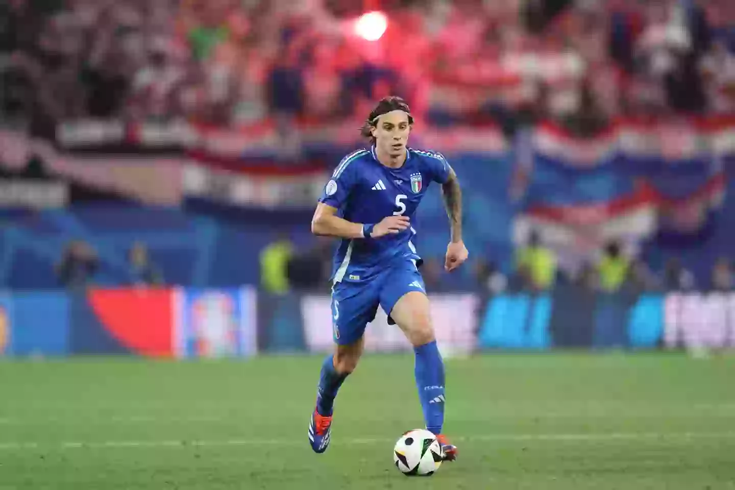 Riccardo Calafiori in action for Italy at Euro 2024. Image: Getty