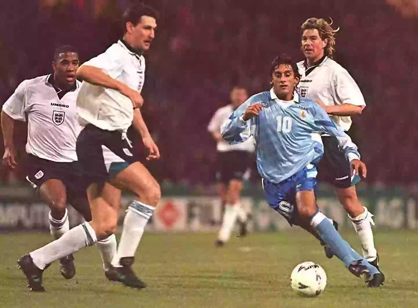 Enzo Francescoli was a Uruguayan international. (