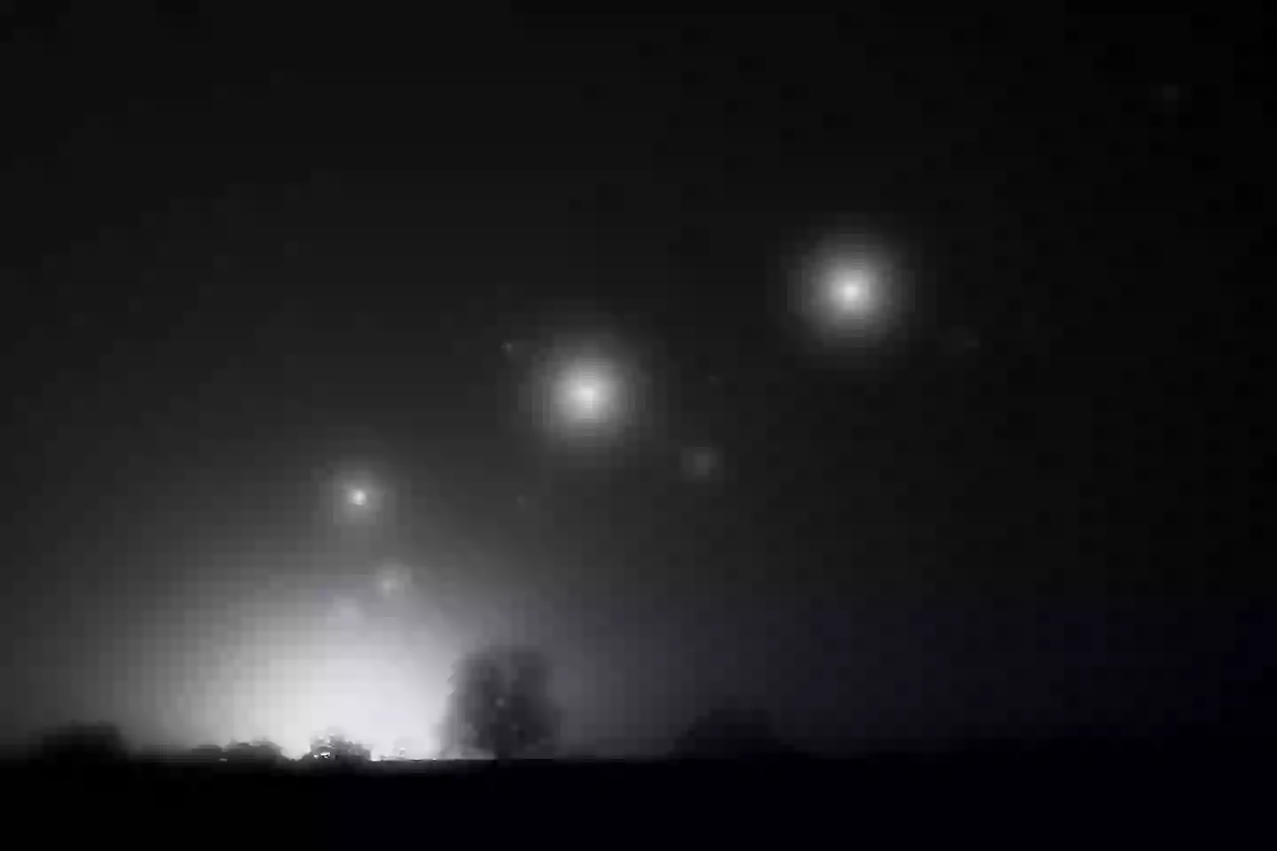 Metallic Orbs Former NASA astronaut reveals bizarre sighting of mysterious metallic ...