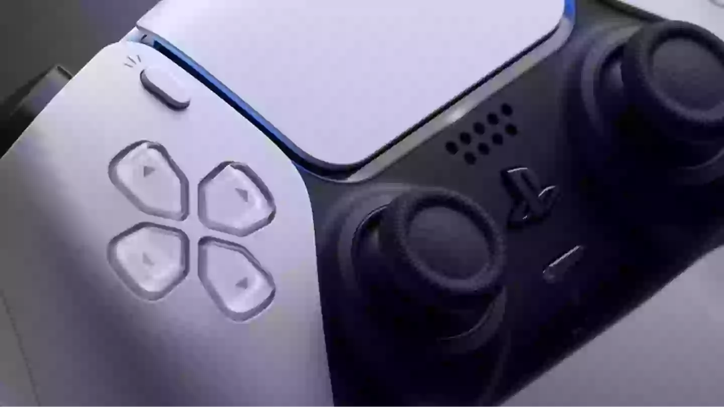 PlayStation and Xbox team up for new trailer, and we love to see it