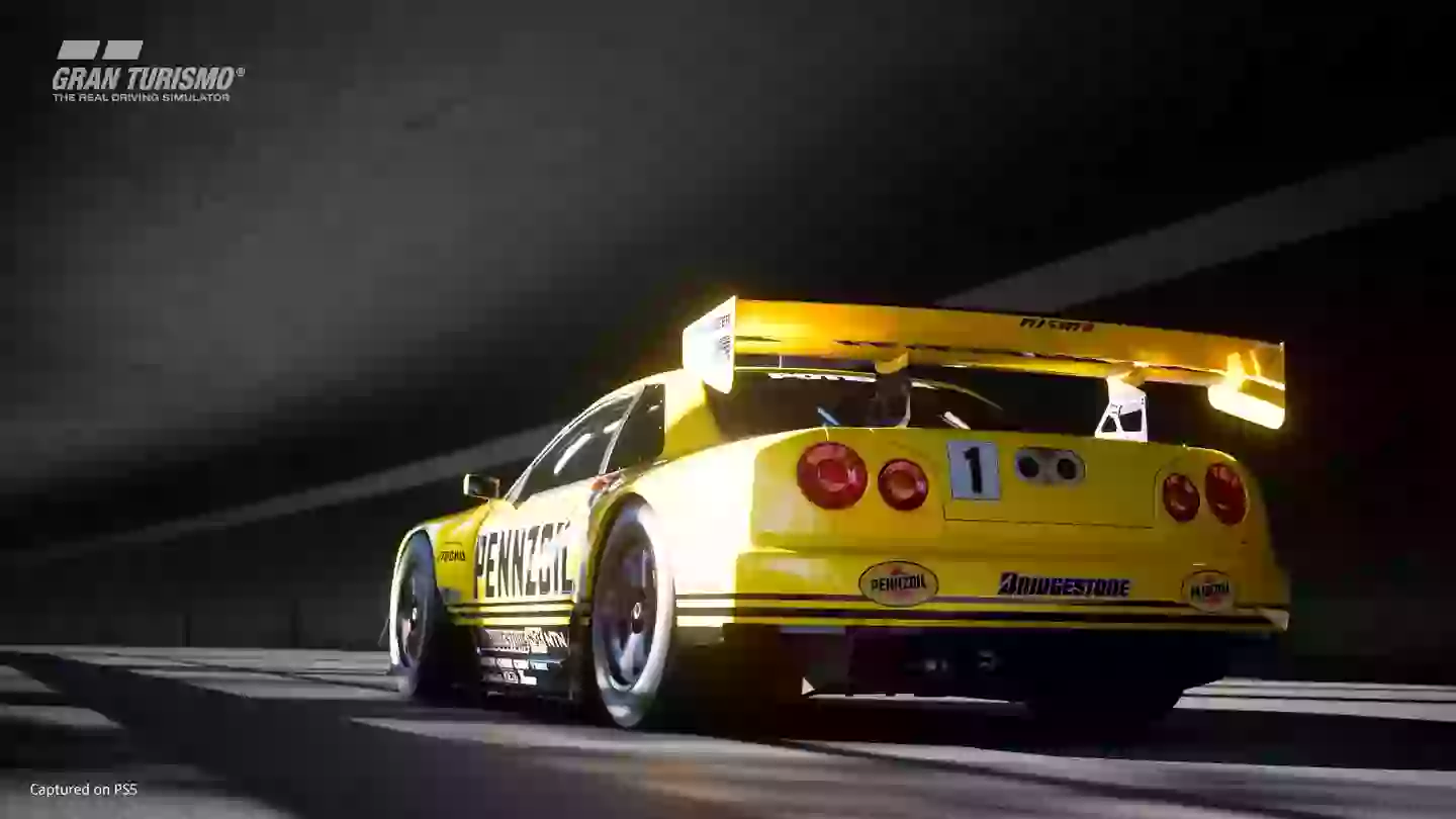 Nissan GTR GT500 in Gran Turismo 7 /