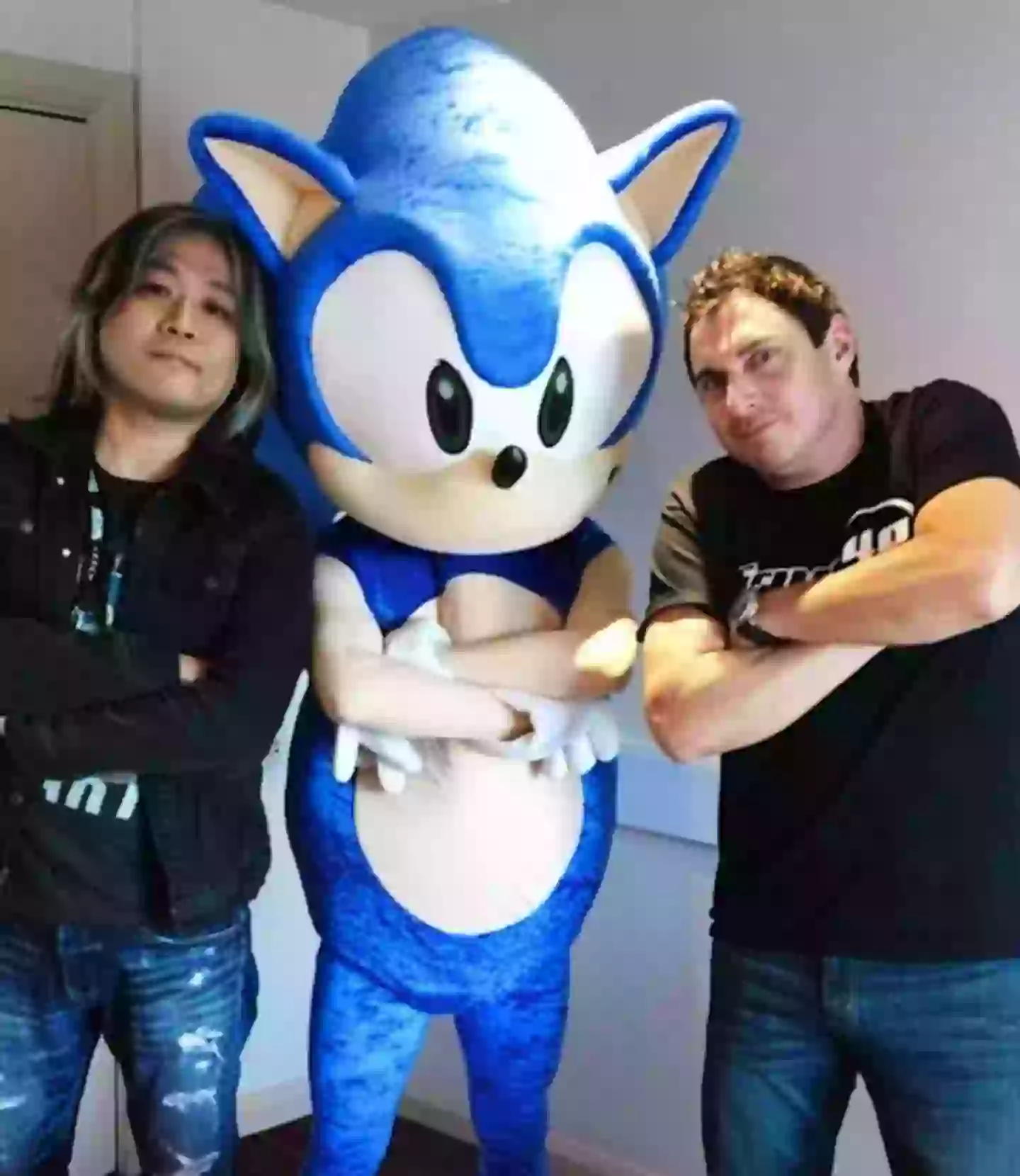 Jun, Johnny and SEGA’s mascot /