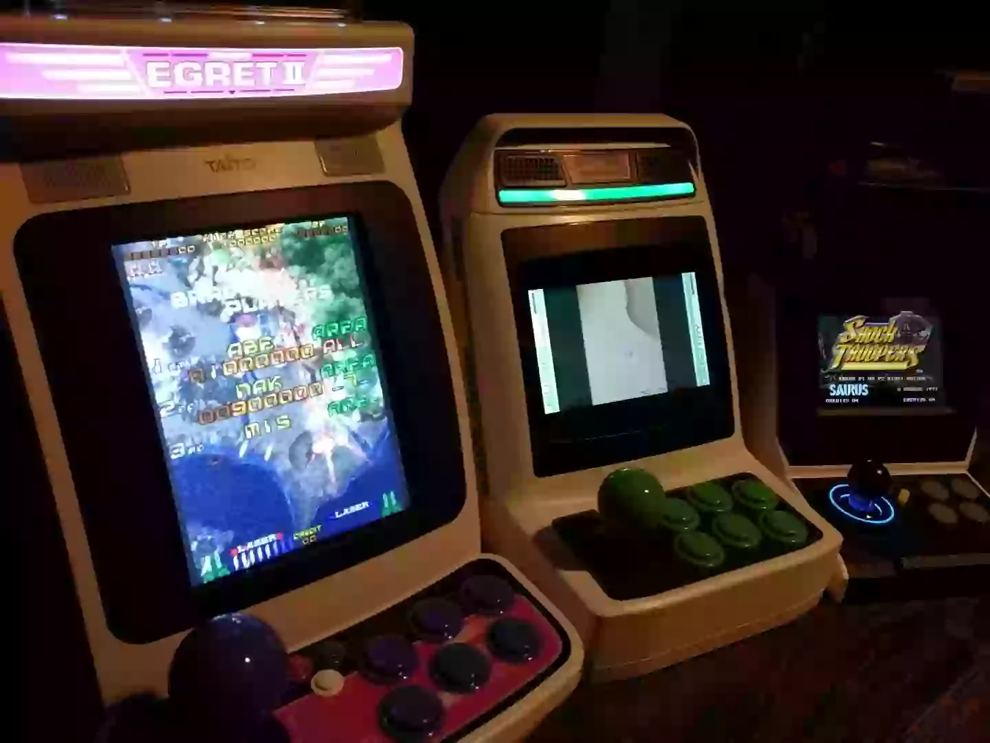 Portrait (or TATE) mode is ideal for shooters /