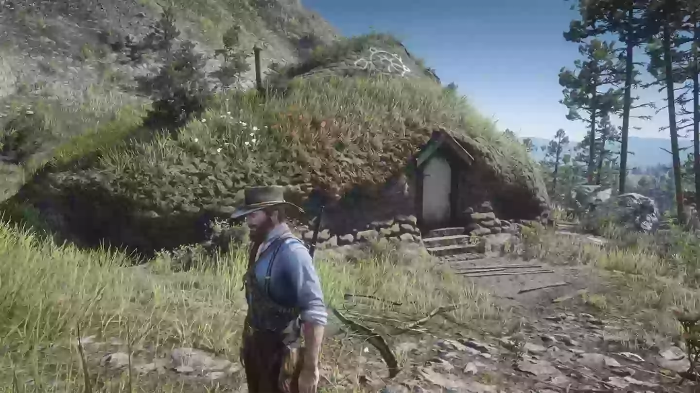 RDR2 Hobbit House