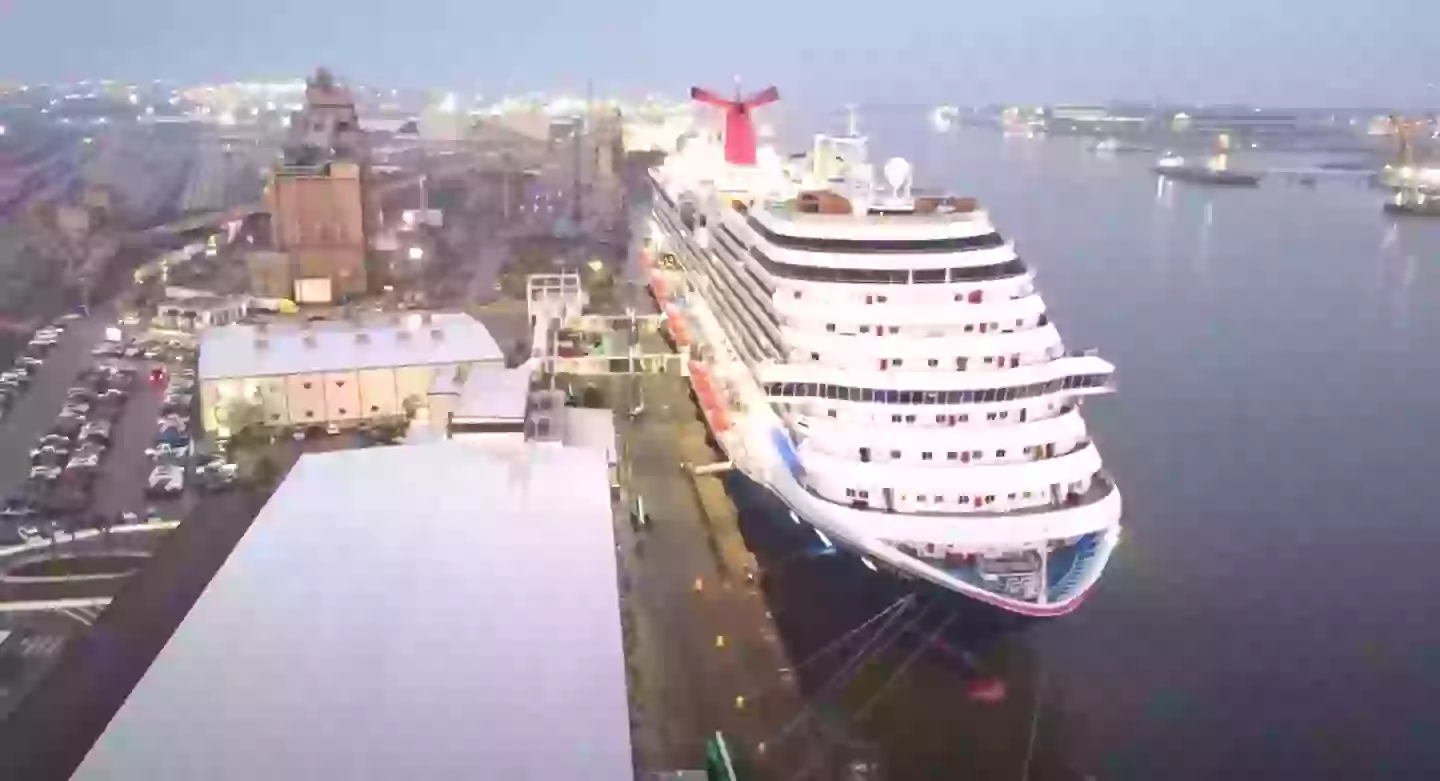 Lynelle has shared what it's really like living on a cruise (YouTube/Poverty to Paradise)